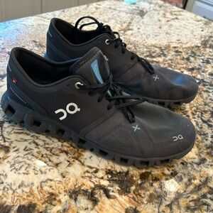 Men’s ON Cloud X Running Shoes size 12.5 excellent condition